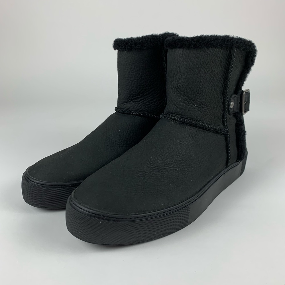 UGG Australia Womens Aika High Top Boots 1104991